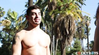 Colby Keller Fucks Jeremy Spreadums!