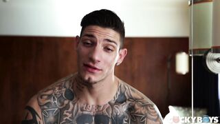 Cameron Diggs Facefucks Levi Karter