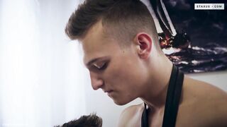 Flip-Flop Veg Lovers Taste Raw Dick