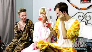 A Very Spooky Suck & Fuck!