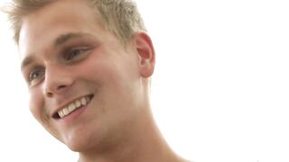 INTERVIEW & SOLO Lars Norgaard