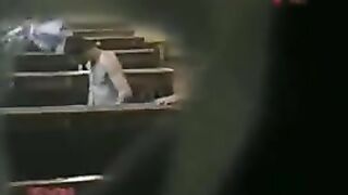 Скрытая камера в раздевалке солдатской бане