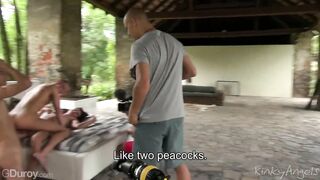 Catching the train Issue #32 (2015)