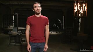 Elijah Wood - Extreme edging 2015