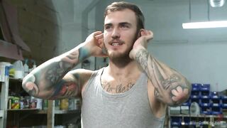 Christian Wilde - Mechanic edged by his own tools