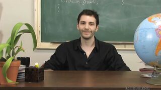 Young Gay Pornstar Chatting - Wade Warren