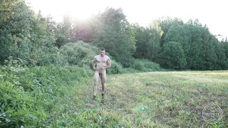 Naked Russian Stud - Daddy Bull