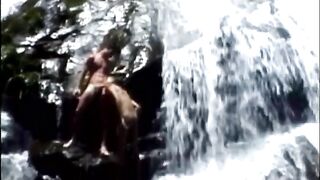 Falls & Balls 3 - Scene 3