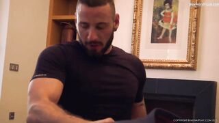 Clean-Cut (Logan Moore, Antonio Miracle)