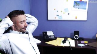 Kurt Foxx - Office Break