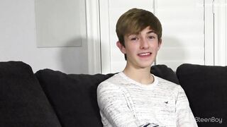 Aaron Roberts Solo Session