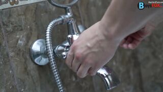 His First Teen Cum Load Of The Day - Kenton Tore