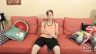 Cute Twink Justin Is Shameless