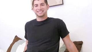 Built with a big dick, he shoots a moaning load